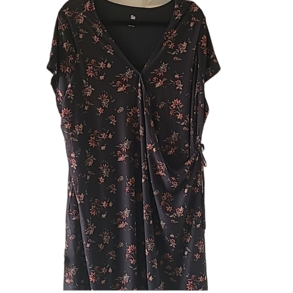 SO BRAND WOMENS JUNIOR PLUS SIZE BLACK FLORAL DRESS SIZE 3X